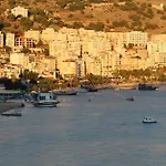 Panoramic Sea View Penthouse - Huge Private Terrace Portside Apartamento Sarandë