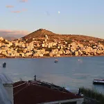 Panoramic Sea View Penthouse - Huge Private Terrace Portside