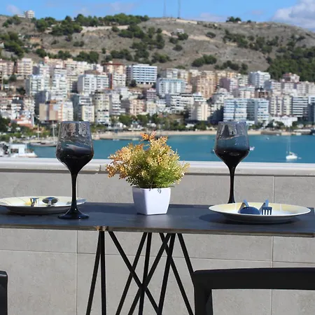 Panoramic Sea View Penthouse - Huge Private Terrace Portside Апартаменты *