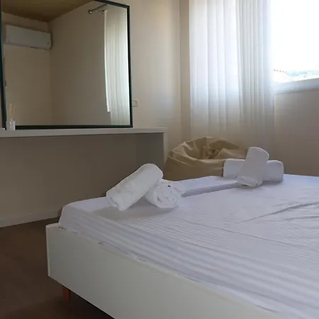 Panoramic Sea View Penthouse - Huge Private Terrace Portside Саранда