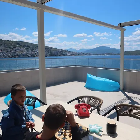 Daire Albee - Huge Private Terrace - Panoramic Sea View