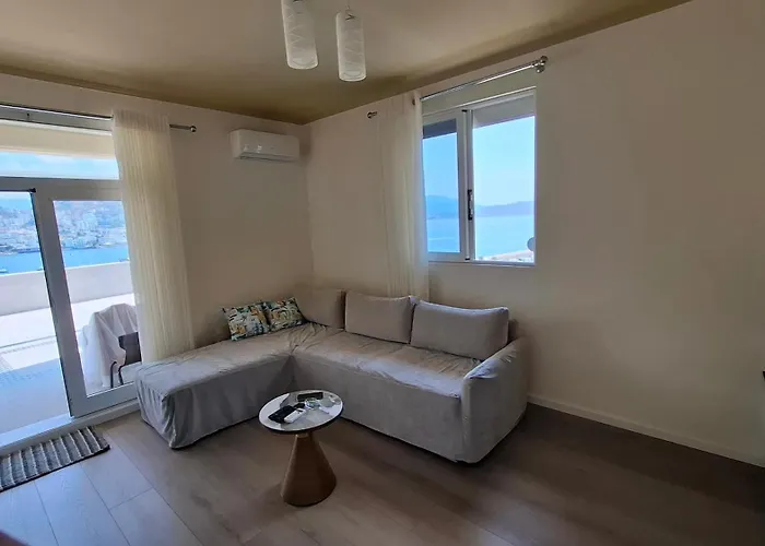 Apartment Skydeck Saranda - Panoramic Terrace Penthouse Sarande