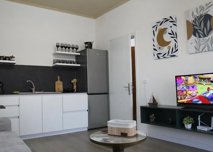 Apartment Skydeck Saranda - Panoramic Terrace Penthouse